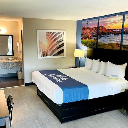 Days Inn By Wyndham Hernando Exteriör bild