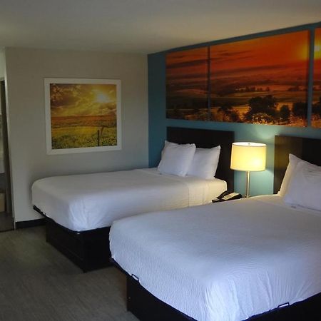 Days Inn By Wyndham Hernando Exteriör bild